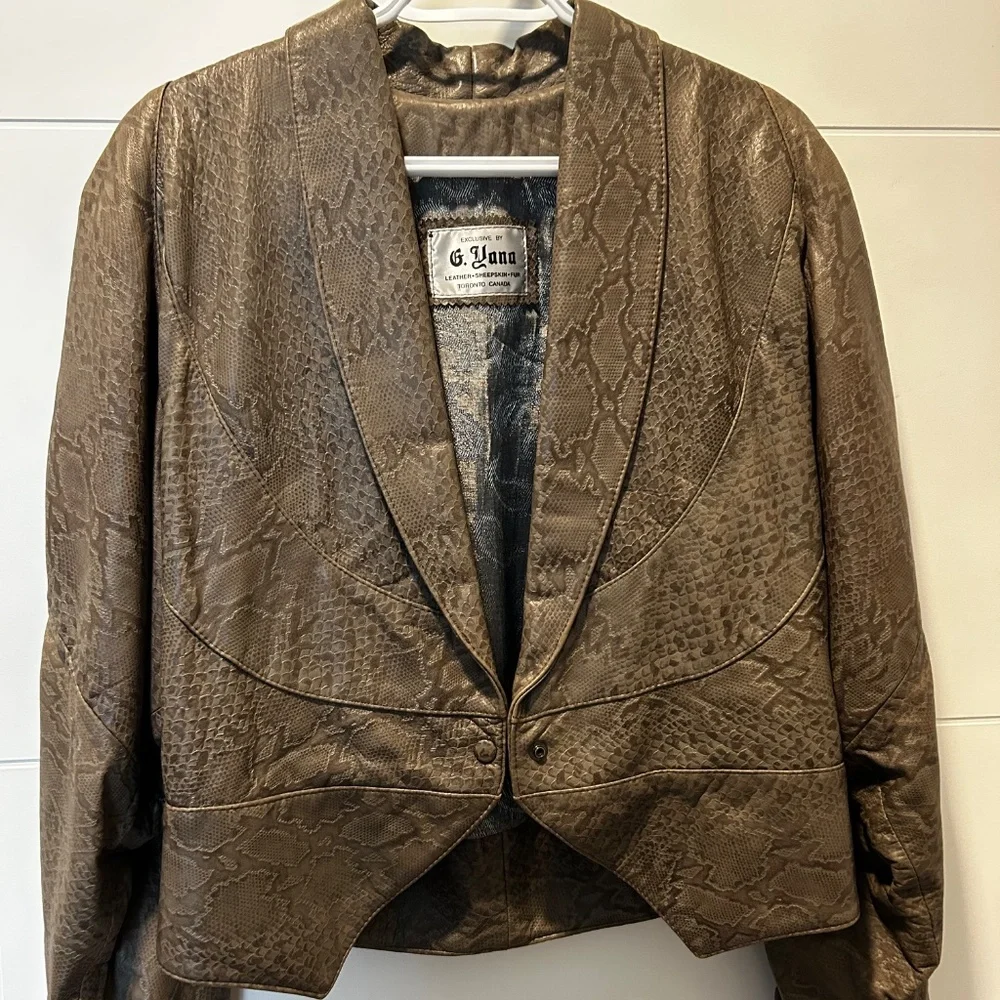 Authentic Canadian Sheepskin Leather Jacket - Picture 5 of 5